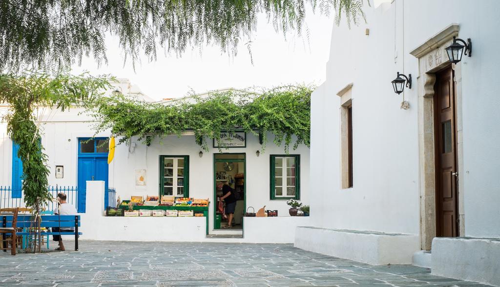 Castro Hotel Folégandros Buitenkant foto