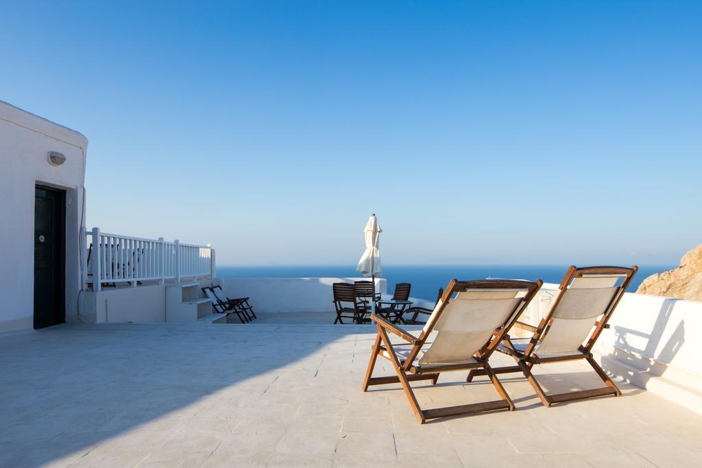 Castro Hotel Folégandros Buitenkant foto
