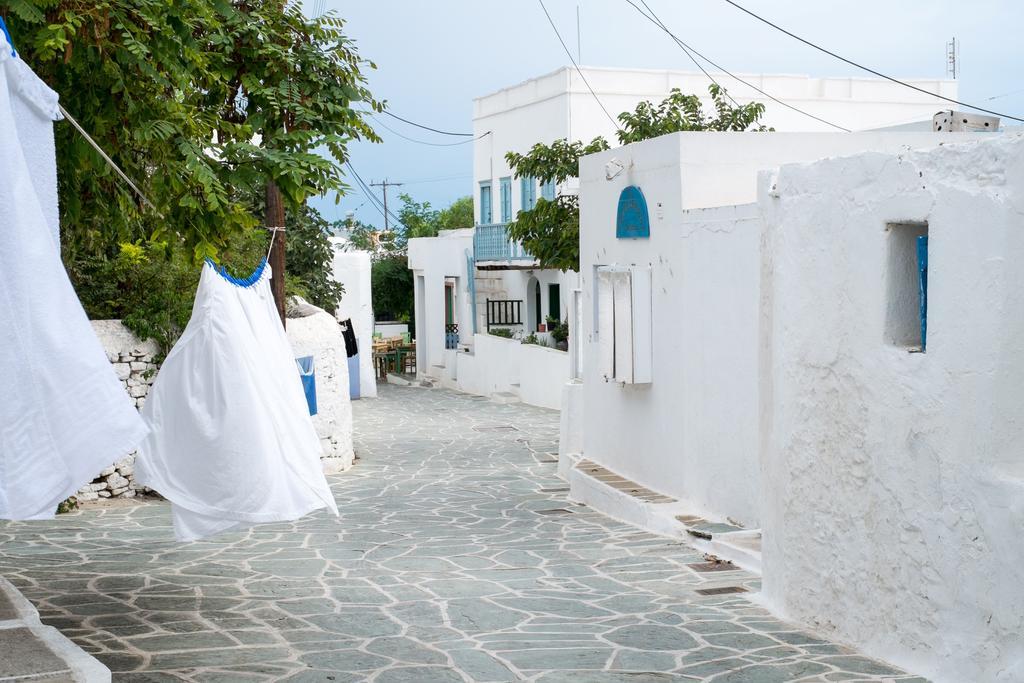 Castro Hotel Folégandros Buitenkant foto
