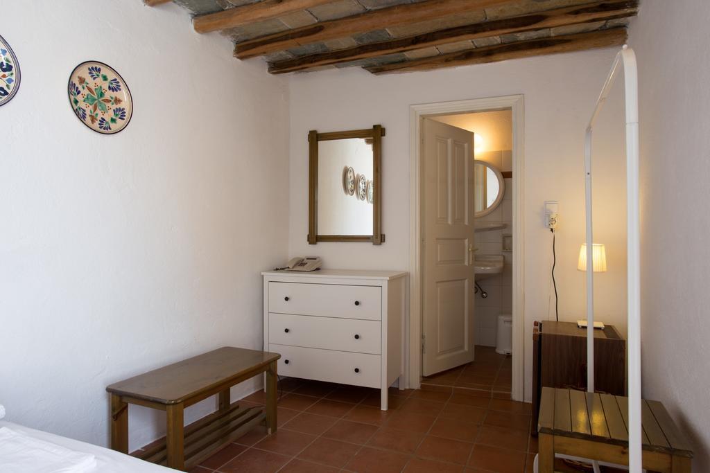 Castro Hotel Folégandros Buitenkant foto